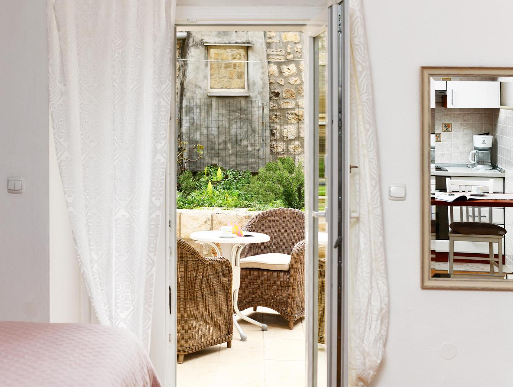 Studio Sunny Garden ดูบรอฟนิก ภายนอก รูปภาพ